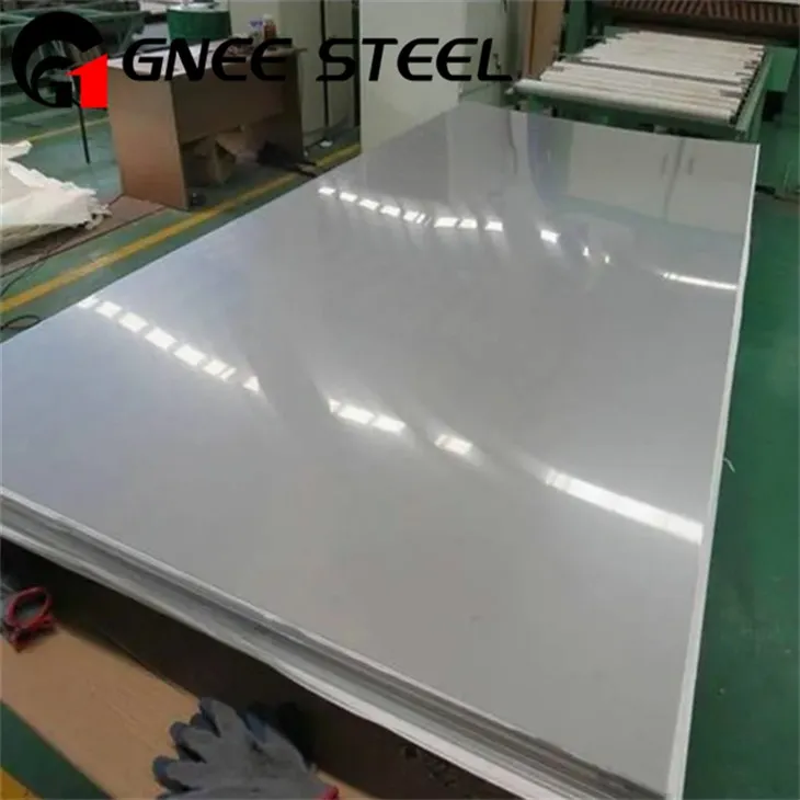 ジルコニウム合金704